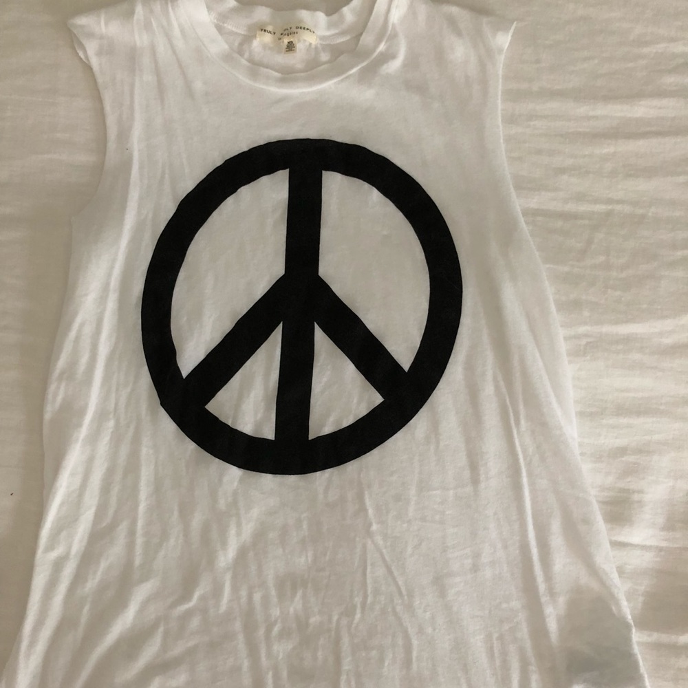 White shirt with peace sign